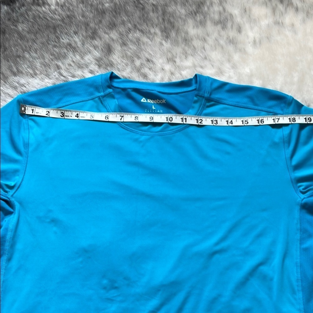 Reebok Blue Short Sleeve Gym Tee - Picture 6 of 8